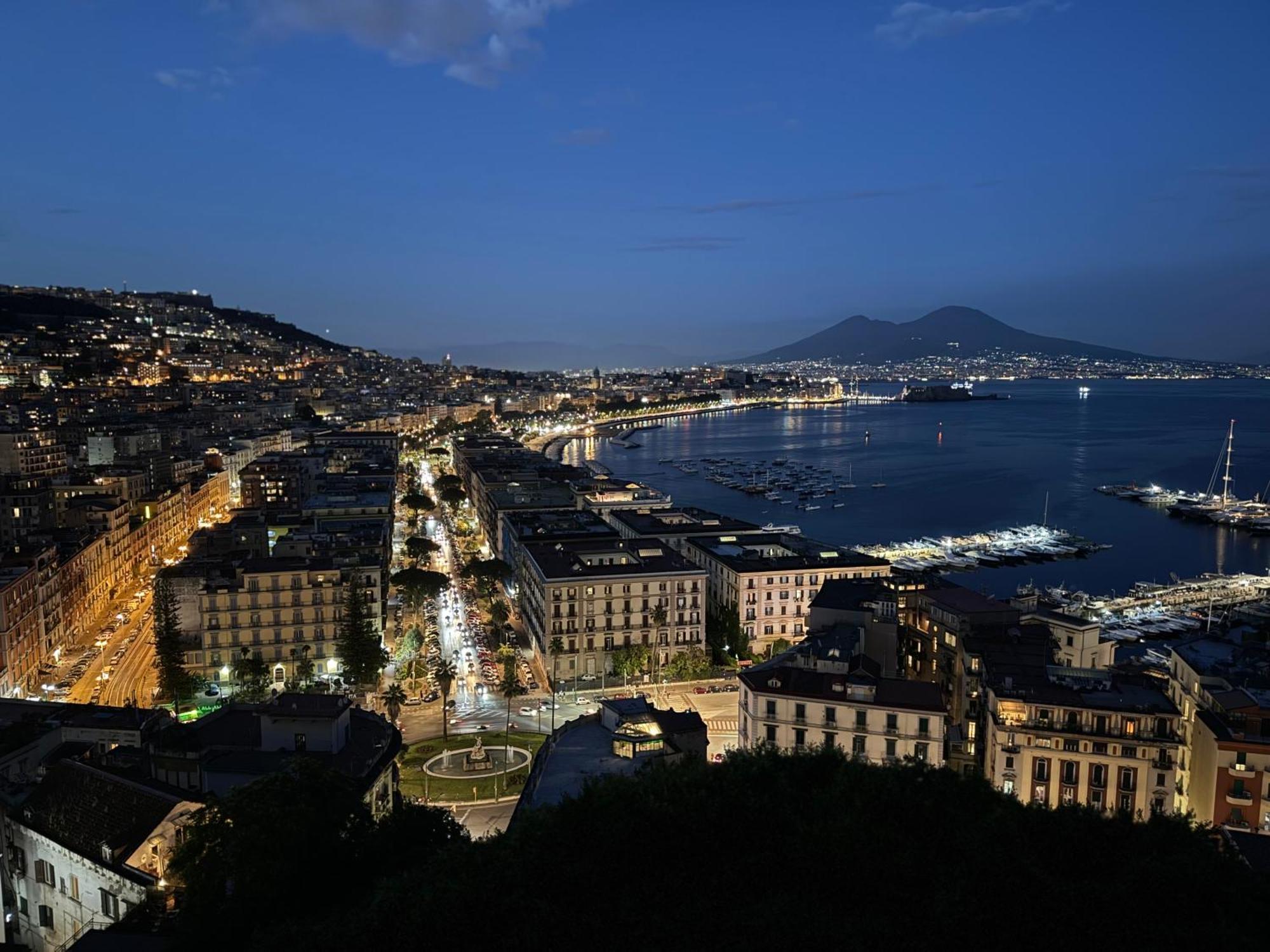 Dimora Poseidon Apartment Naples Exterior photo